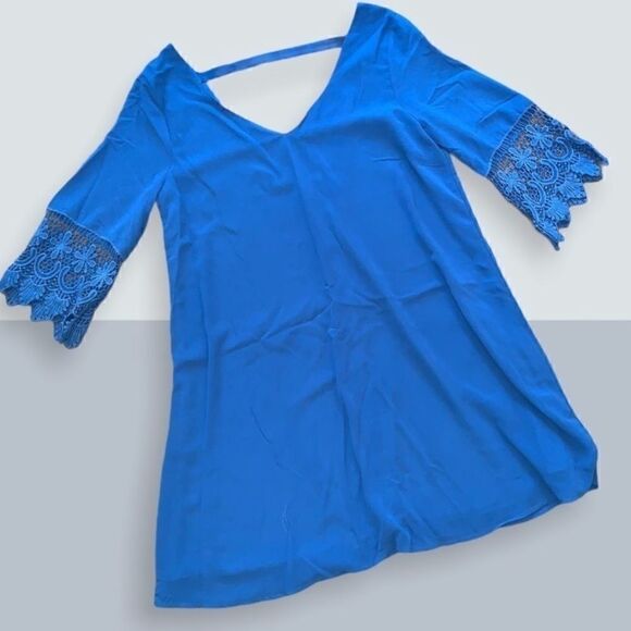 Umgee Blue Bell Sleeve Trapeze Dress Size Small - Picture 5 of 5